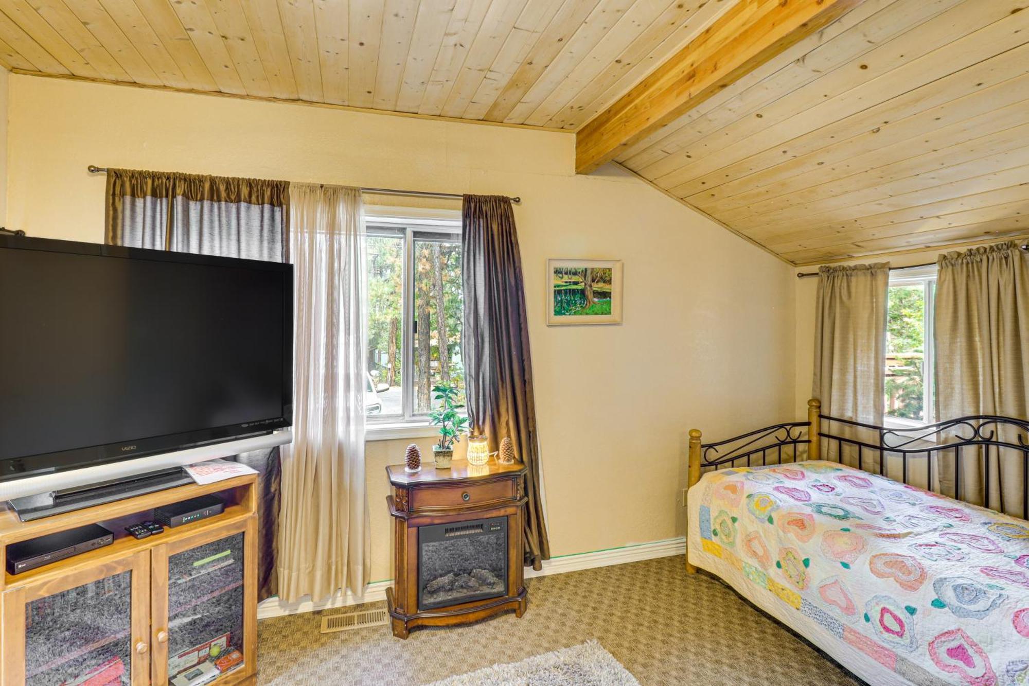 פיינטופ-לייקסייד Cozy Lakeside Escape With Deck 4 Mi To Rainbow Lake מראה חיצוני תמונה